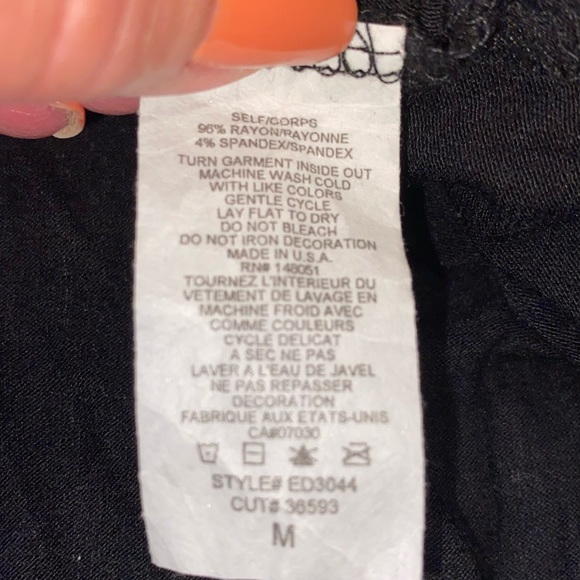 Ladies t-shirt size medium.  Washed but never worn. Soft material relax fit. - Picture 4 of 5